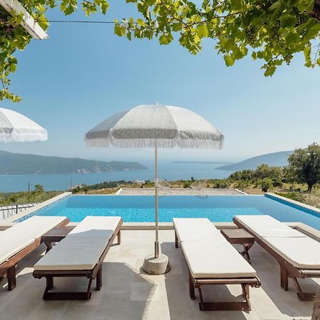 Amazing Home In Herceg Novi With House Sea View Εξωτερικό φωτογραφία