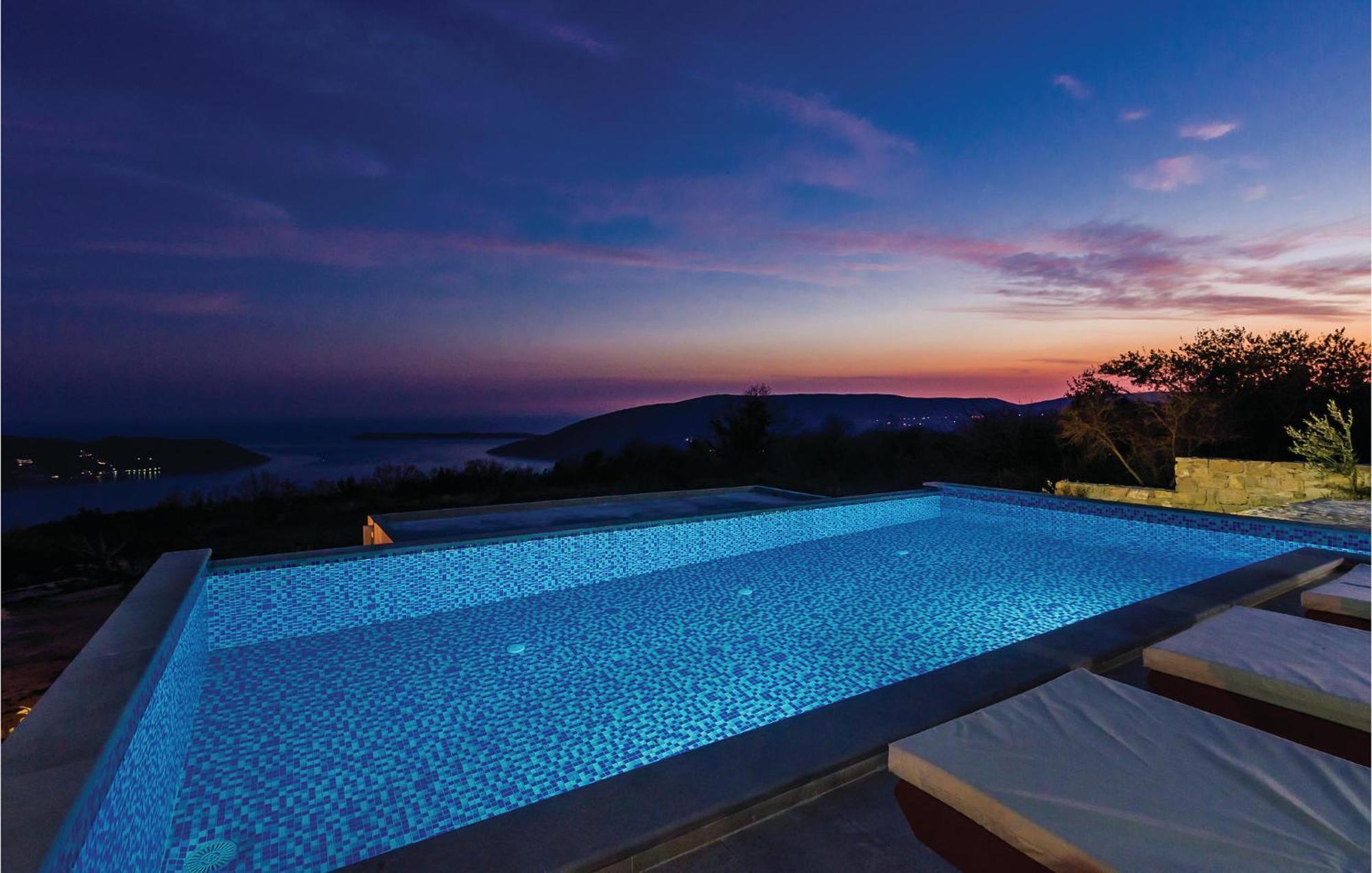Amazing Home In Herceg Novi With House Sea View Εξωτερικό φωτογραφία